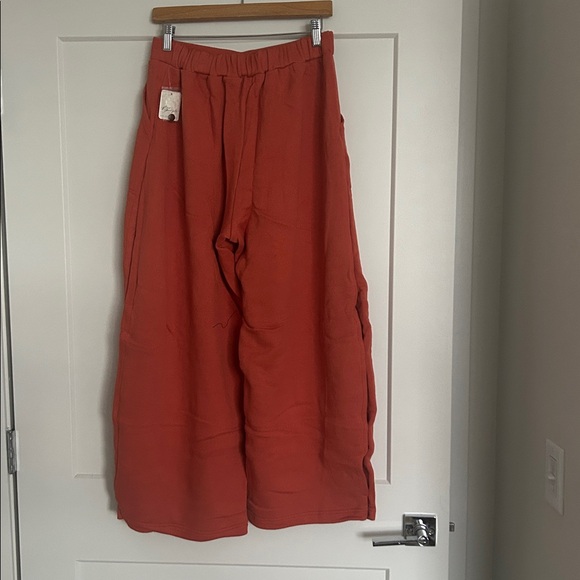 FREE PEOPLE FREE-EST MARINA BARREL PANTS SIZE XS-S MSRP $78.00 NWT - Picture 6 of 12